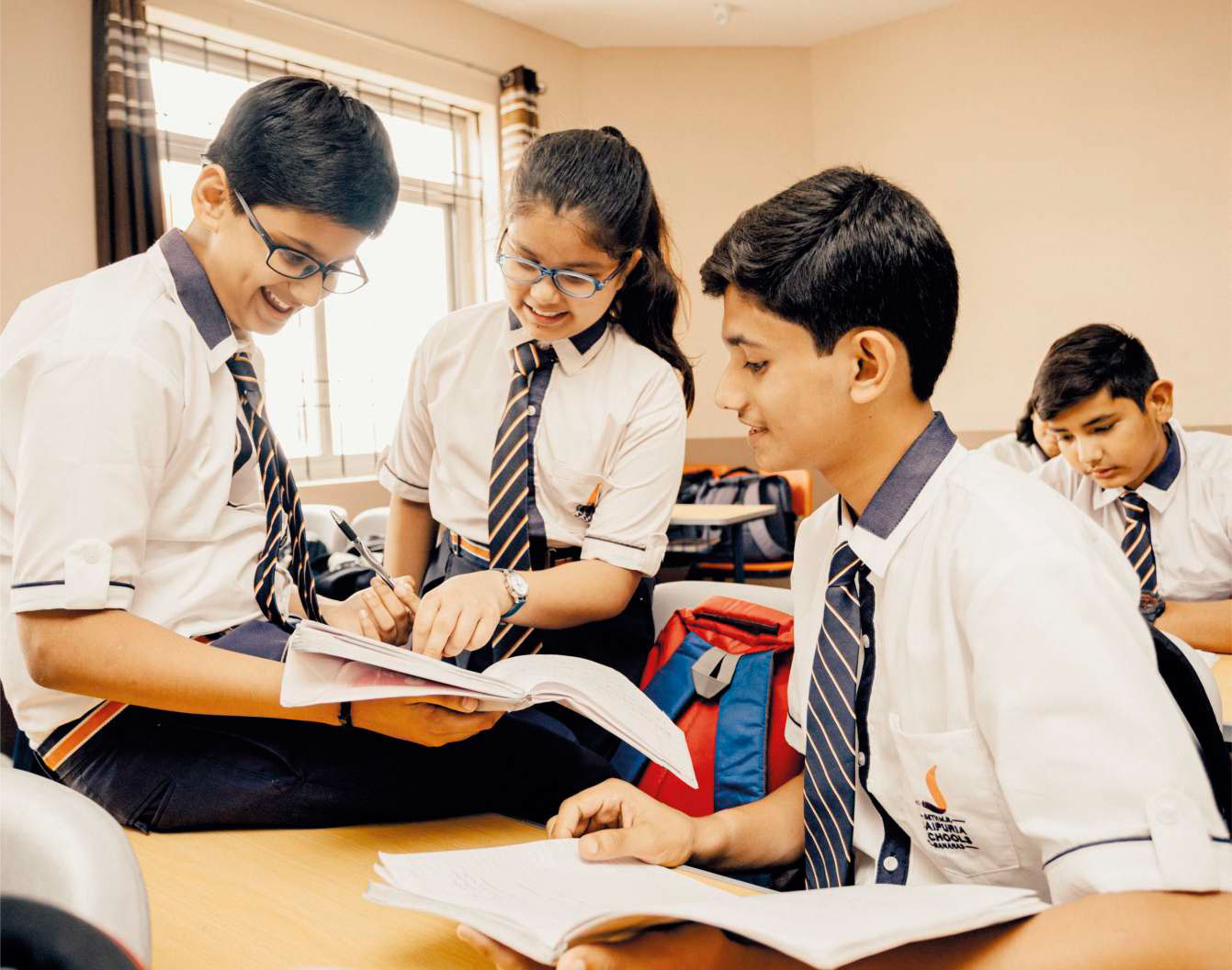 Smart classrooms in Kanpur at Jaipuria School Naramau